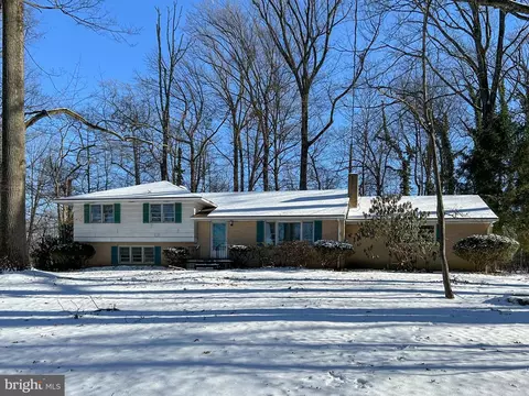 1139 Sandy Ridge Rd, Doylestown, PA 18901