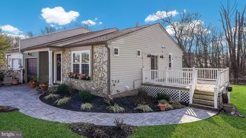 738 Michener Ct, Warminster, PA 18974