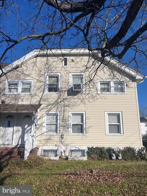 327 Garfield St, Bristol, PA 19007