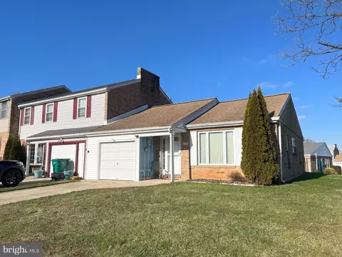 6401 Trenton Ct, Bensalem, PA 19020