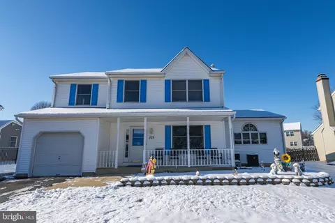 777 Highpointe Cir, Langhorne, PA 19047