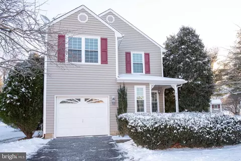 13 S Ascot Ct, Newtown, PA 18940