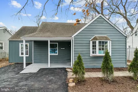 1204 Pacific Ave, Bristol, PA 19007