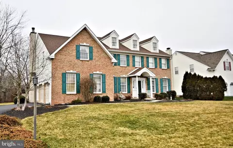 104 Bridgeview Dr, Perkasie, PA 18944