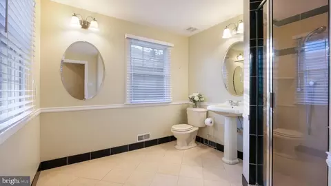 174 E State St, Doylestown, PA 18901 photo 32