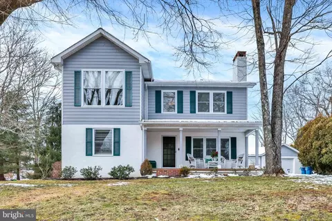 79 Old York Rd, New Hope, PA 18938