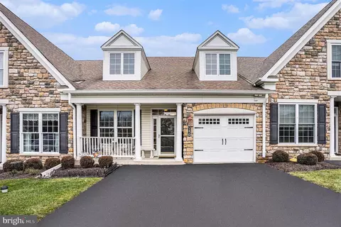 250 Reagan Dr, Sellersville, PA 18960