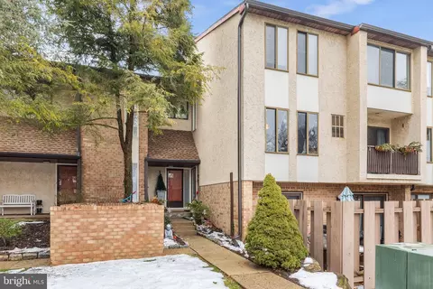 11 Aspen Way # -5, Doylestown, PA 18901