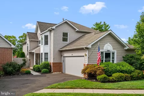 1900 Gregg Ct, Yardley, PA 19067