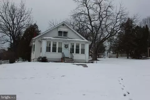 301 E Walnut St, Sellersville, PA 18960