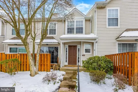 7108 Sheffield Dr, Morrisville, PA 19067