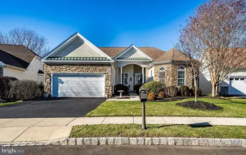 1152 Maxwell Mnr, Warwick, PA 18974