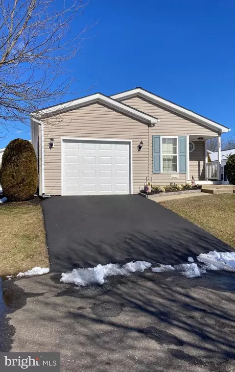 530 Honeysuckle Ct, New Hope, PA 18938
