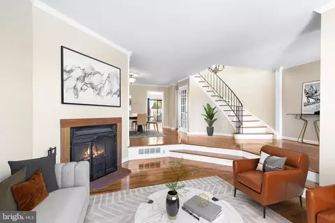 32 Parchment Dr, New Hope, PA 18938