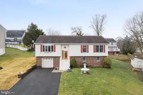 4734 Carlisle Ave, Feasterville Trevose, PA 19053