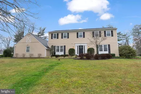 521 Kings Rd, Yardley, PA 19067