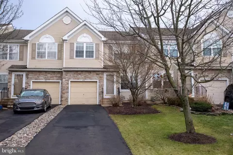 422 Mahogany Walk, Newtown, PA 18940