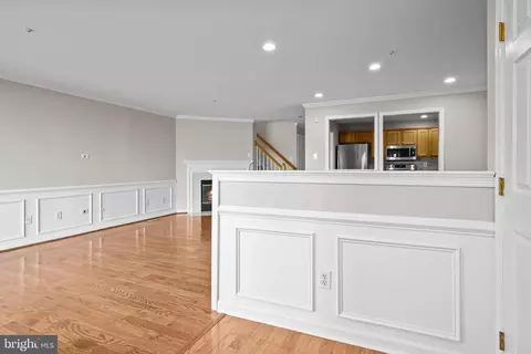 321 Eagle Ct #204, Jamison, PA 18929 photo 3