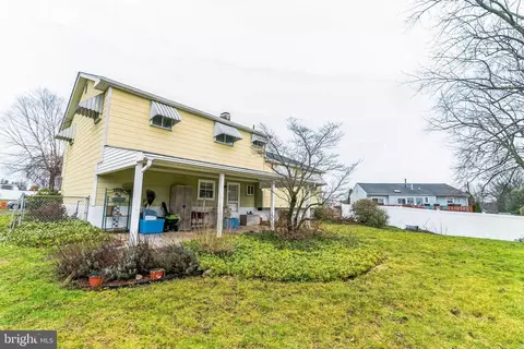444 Byron Rd, Warminster, PA 18974 photo 3