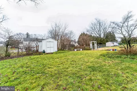 444 Byron Rd, Warminster, PA 18974 photo 5
