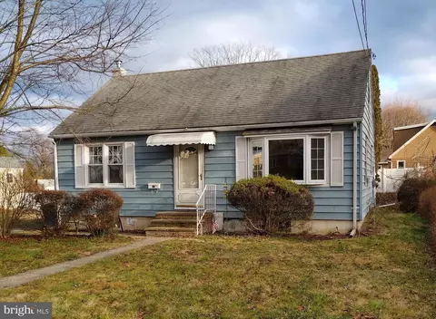 547 Feaster Ave, Feasterville Trevose, PA 19053