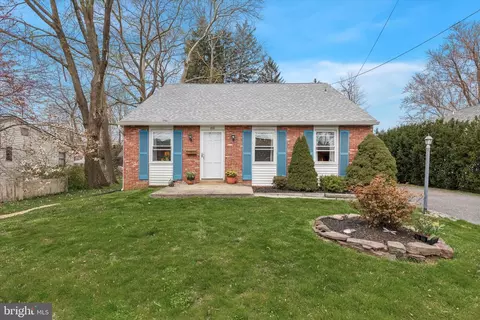 800 Newtown Rd, Warminster, PA 18974