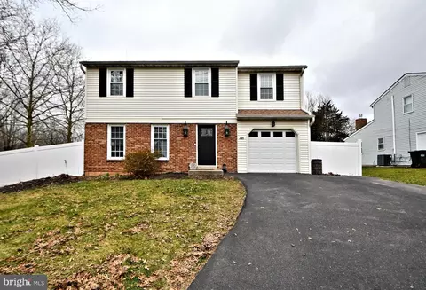321 Clymer Ave, Sellersville, PA 18960