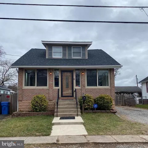 204 Clover Ave, Croydon, PA 19021
