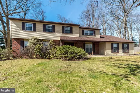 507 Freedom Dr, Yardley, PA 19067