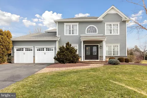 3205 Riding Ct, Chalfont, PA 18914