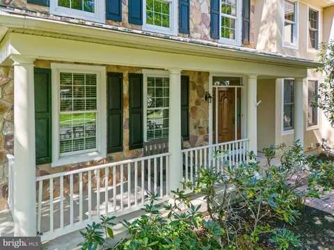 1503 Hayfield Dr, Yardley, PA 19067