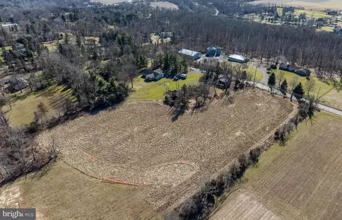 755 Swamp Rd, Doylestown, PA 18901