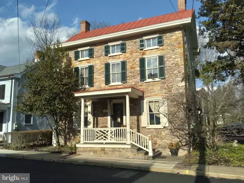 53 N Church St, Doylestown, PA 18901