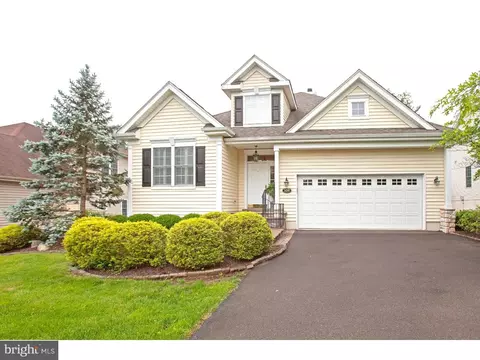 105 Silvertail Ln, New Hope, PA 18938