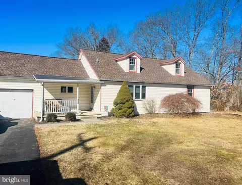 3162 N Ridge Rd, Perkasie, PA 18944
