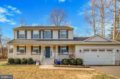 316 W Ferry Rd, Yardley, PA 19067