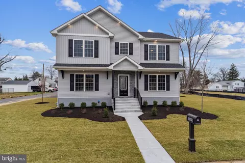 2289 Green Ave, Bensalem, PA 19020