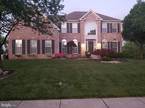 931 Longwood Ct, Chalfont, PA 18914