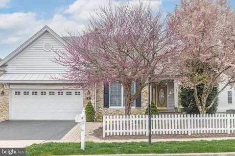 5 Harmony Way, Newtown, PA 18940