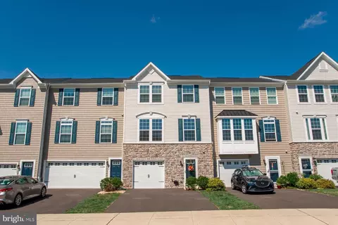 217 Laurel Ln, Perkasie, PA 18944