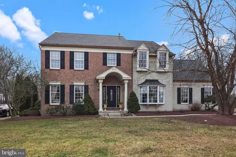 2013 Carmel Dr, Jamison, PA 18929