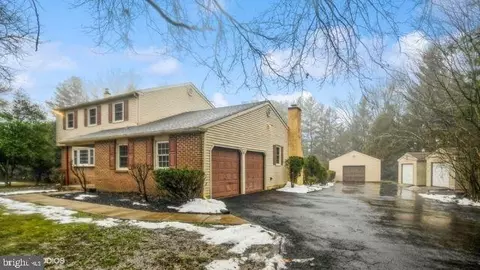 412 Scott Rd, Perkasie, PA 18944