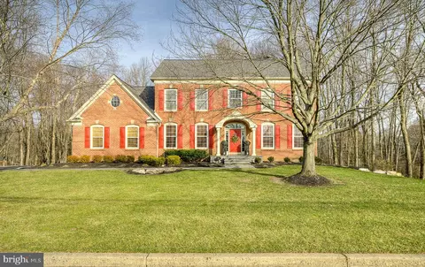 450 Roeloffs Rd, Yardley, PA 19067