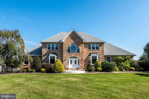 3769 Pickertown Rd, Chalfont, PA 18914