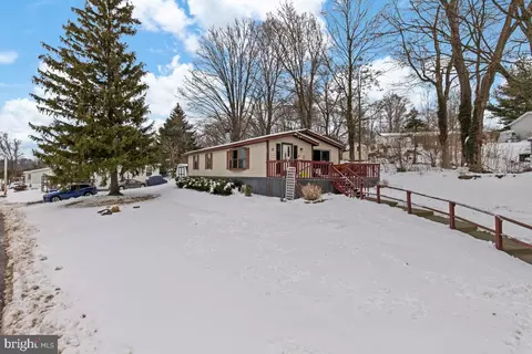 11 Lakeview Dr, Quakertown, PA 18951