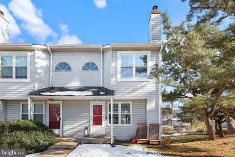 12 Old Mill Ln, Holland, PA 18966