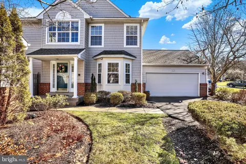 547 Palmer Farm Dr, Yardley, PA 19067
