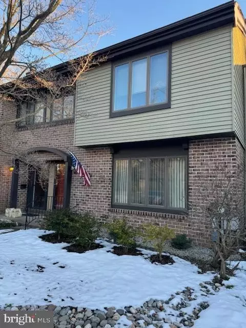 14 Colchester Pl, Newtown, PA 18940