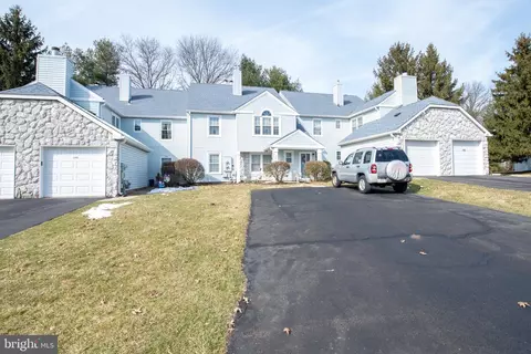 344 Independence Dr, Southampton, PA 18966