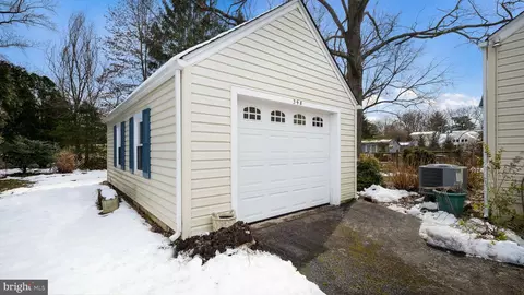 Exterior - 348 Doyle St, Doylestown, PA 18901 photo 7 of 8